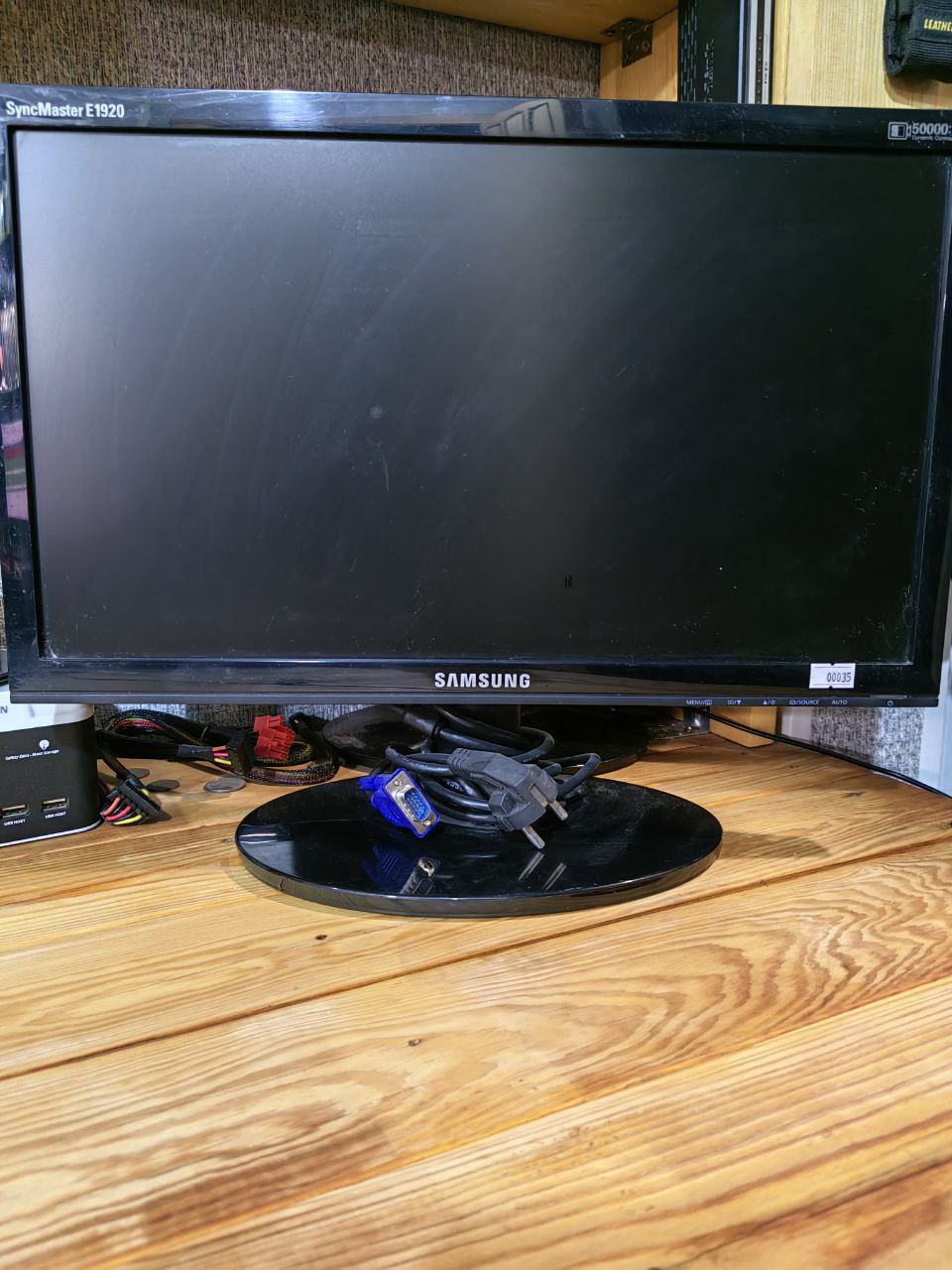 Samsung E1920NX id:35