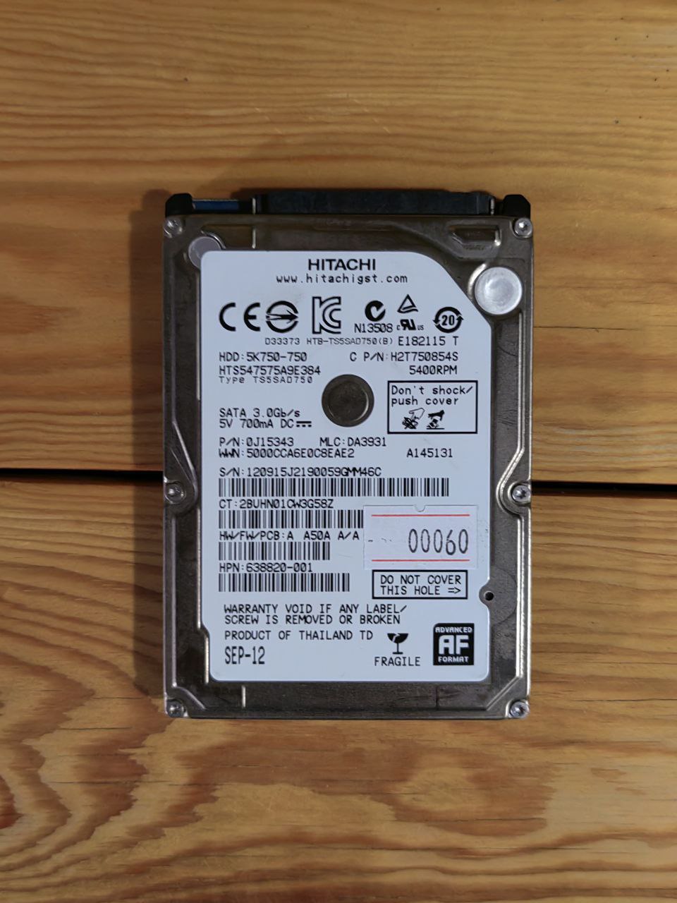 Hitachi 750Gb id:60